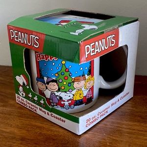 NEW. Christmas Peanut’s Snoopy and the Gang, Jumbo 20 oz. Mug & Coaster.